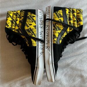 RARE Vans Horror The Shining Sk8-Hi men’s 10